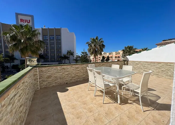 Casa Bajamar Playa * 네르하