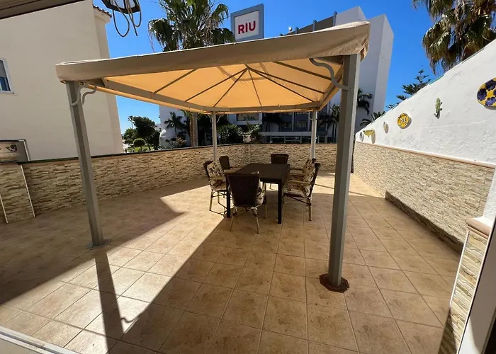 Casa Bajamar Playa * 네르하